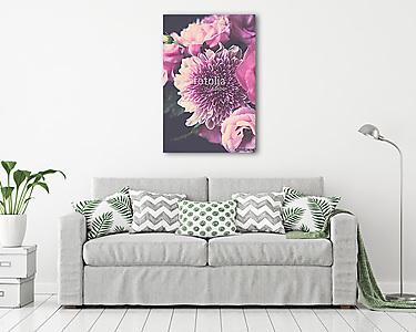 Bouquet of pink flowers closeup, eustoma and chrysanthemum (vászonkép) - vászonkép, falikép otthonra és irodába