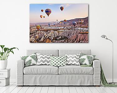 Varázslatos fények és hőlégballonok, Cappadocia (vászonkép) - vászonkép, falikép otthonra és irodába