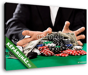 pókerjátékos zsetonnal és pénzzel a kaszinóasztalnál - vászonkép 3D látványterv
