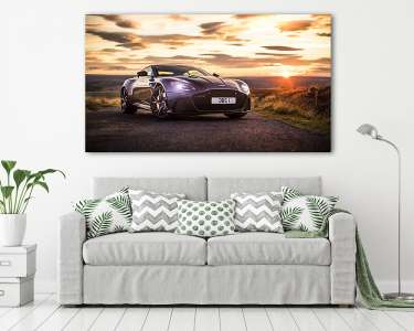Aston Martin naplementében 2. (vászonkép) - vászonkép, falikép otthonra és irodába