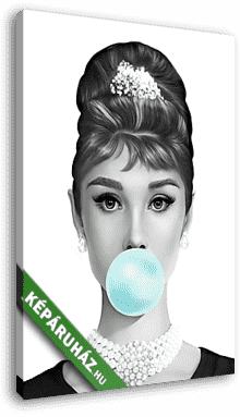 Audrey Hepburn kék rágógumit fúj, fekete-fehér (3:4 arány)  - vászonkép 3D látványterv