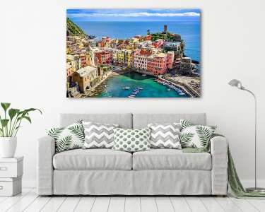 Scenic view of ocean and harbor a színes falu Vernazza (vászonkép) - vászonkép, falikép otthonra és irodába