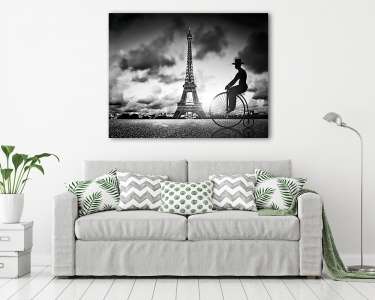 Ember retro kerékpár mellett Effel Tower, Párizs, Franciaország. (vászonkép) - vászonkép, falikép otthonra és irodába