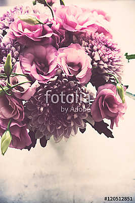 Bouquet of pink flowers closeup, eustoma and chrysanthemum (bögre) - vászonkép, falikép otthonra és irodába