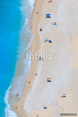 Myrtos beach, Kefalonia island, Greece. Beautiful view of Myrtos bay and beach on Kefalonia island (keretezett kép) - vászonkép, falikép otthonra és irodába