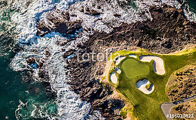 Golfpálya a tengerpart mellett (légifotó) (fotótapéta) - vászonkép, falikép otthonra és irodába