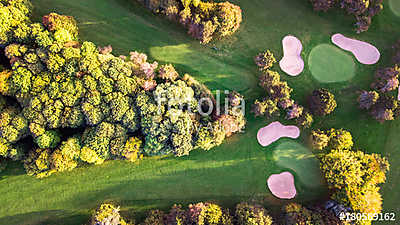 Golfpálya drónnal fotózva (bögre) - vászonkép, falikép otthonra és irodába