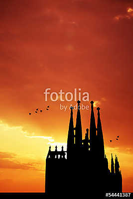 Sagrada Familia at sunset (poszter) - vászonkép, falikép otthonra és irodába