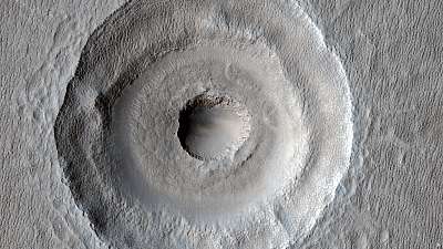 Bull's-Eye Impact Crater, Mars felszín (keretezett kép) - vászonkép, falikép otthonra és irodába