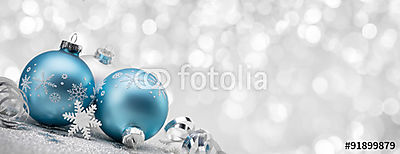 Kék karácsonyi golyók díszítéssel fényes háttéren (fotótapéta) - vászonkép, falikép otthonra és irodába