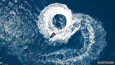 Vízisízés a nyílt tengeren (légifelvétel) (fotótapéta) - vászonkép, falikép otthonra és irodába