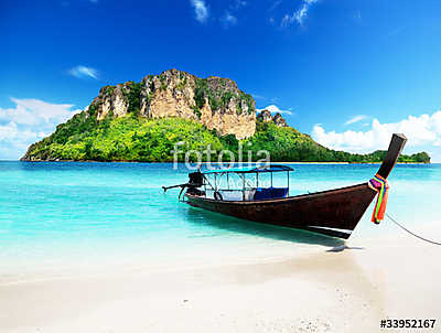 long boat and poda island in Thailand (keretezett kép) - vászonkép, falikép otthonra és irodába