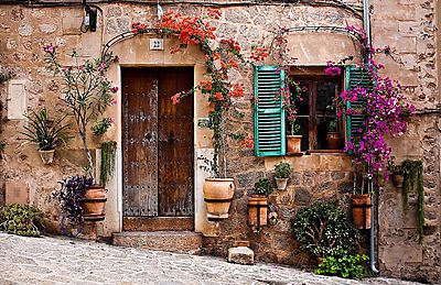 Mediterrán kapualj Valldemossa-ban (vászonkép óra) - vászonkép, falikép otthonra és irodába