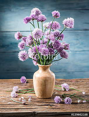 Hagymaavirág csokor vázában (fotótapéta) - vászonkép, falikép otthonra és irodába