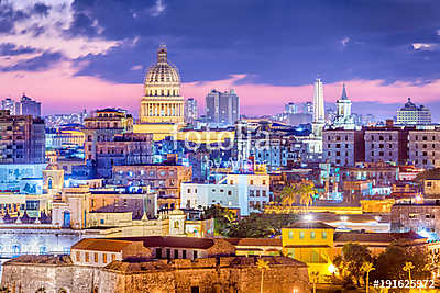 Havana, Cuba downtown skyline. (fotótapéta) - vászonkép, falikép otthonra és irodába