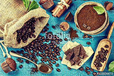 Élelmiszer háttér pörkölt kávébab és csokoládé (fotótapéta) - vászonkép, falikép otthonra és irodába