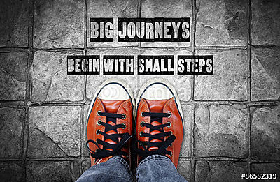 A nagy utazások kis lépésekkel kezdődnek, inspirációs idézet (poszter) - vászonkép, falikép otthonra és irodába