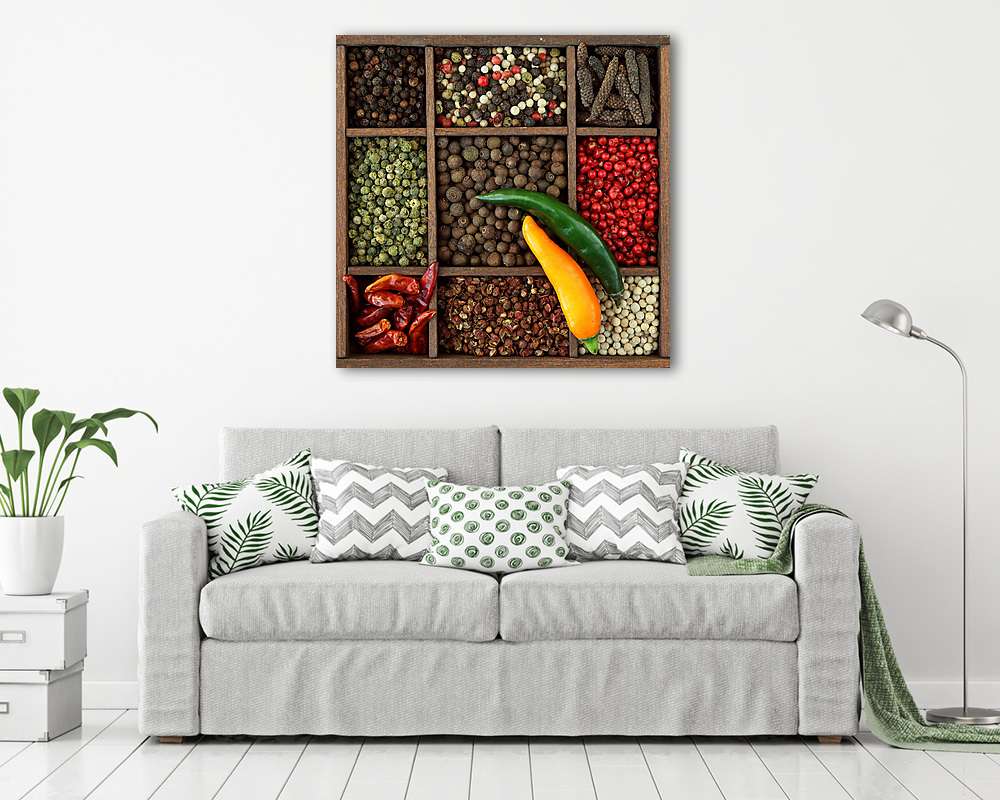 Borsóból és chiliból álló választék fadobozban - vászonkép, falikép vásárlás Borsóból és chiliból álló választék fadobozban (bögre) - vászonkép, falikép otthonra és irodába