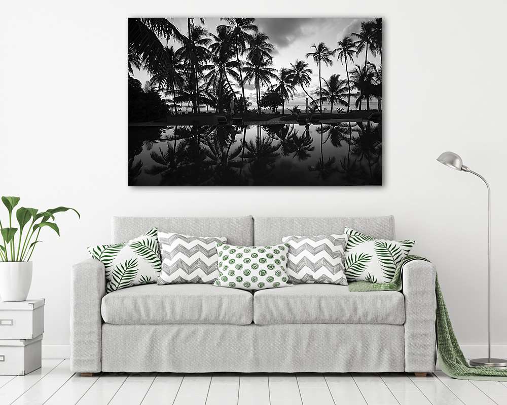 Silhouettes of palm trees on the shore. Black and white - vászonkép, falikép vásárlás Silhouettes of palm trees on the shore. Black and white (bögre) - vászonkép, falikép otthonra és irodába