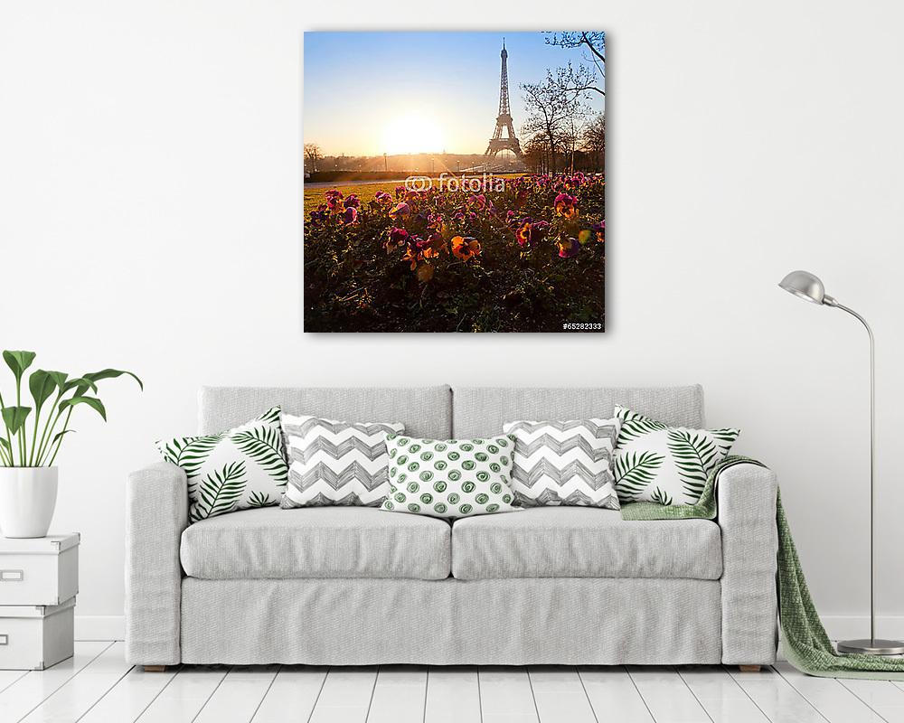 virágok az Eiffel-torony közelében, Párizs, Franciaország (vászonkép) - vászonkép, falikép otthonra és irodába