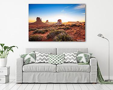 Monument Valley sunrise, AZ, USA (vászonkép) - vászonkép, falikép otthonra és irodába