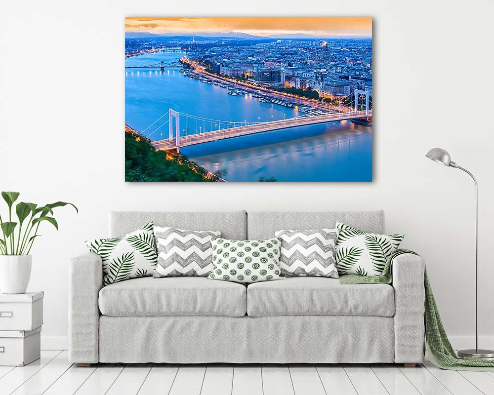 Korra reggeli budapesti látkép - vászonkép, falikép vásárlás Korra reggeli budapesti látkép (vászonkép) - vászonkép, falikép otthonra és irodába