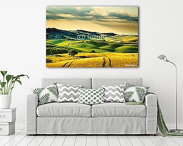 Toszkána tavaszi, dombjai a naplementében. Volterra vidéki tájke (vászonkép) - vászonkép, falikép otthonra és irodába