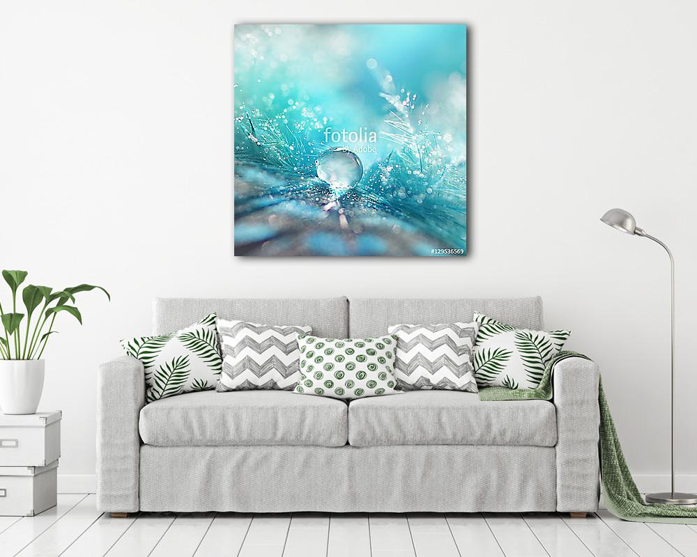 Egy csepp vízszennyezés egy bolyhos tollas közeli makróval - vászonkép, falikép vásárlás Egy csepp vízszennyezés egy bolyhos tollas közeli makróval (vászonkép) - vászonkép, falikép otthonra és irodába