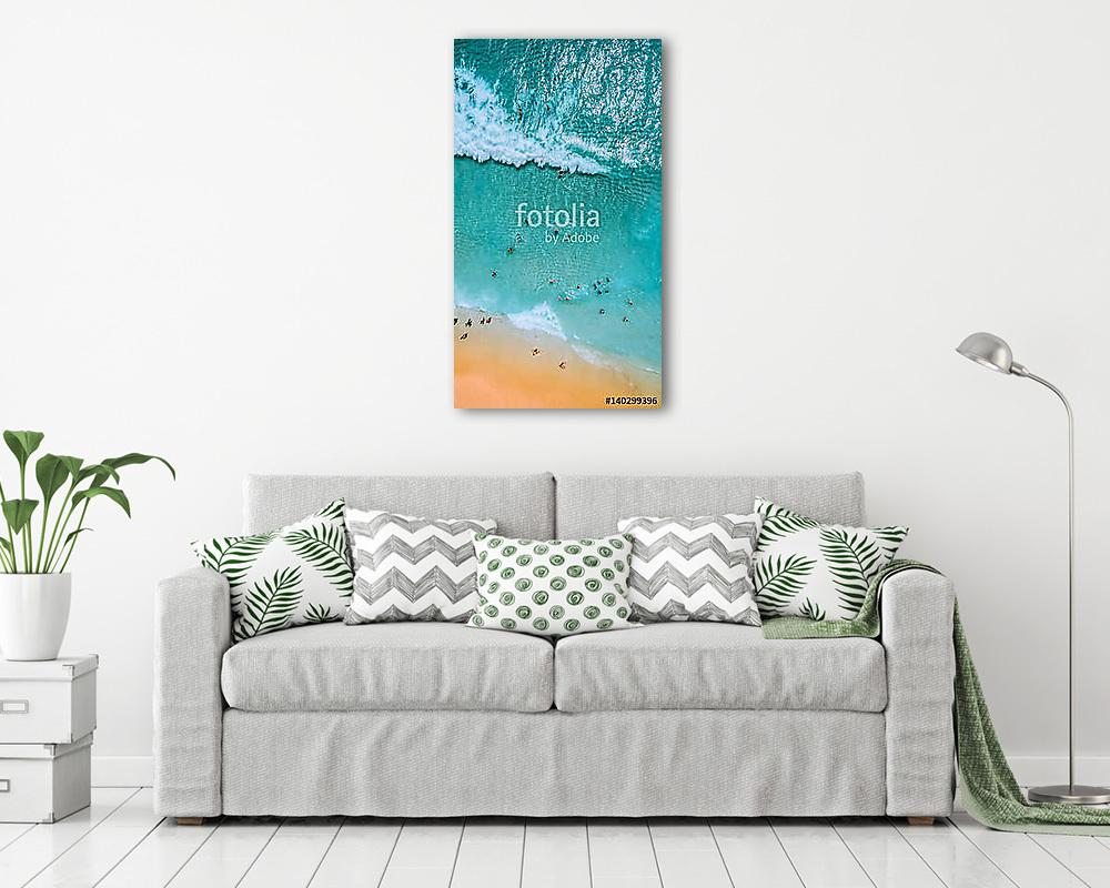 Fürdőzők a tengerparton (légifotó) (bögre) - vászonkép, falikép otthonra és irodába