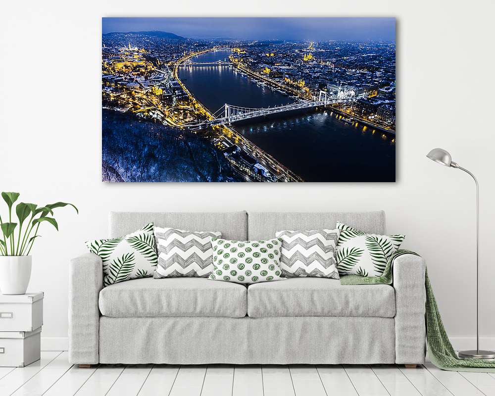 Budapest kivilágítva madártávlatból (légifotó) - vászonkép, falikép vásárlás Budapest kivilágítva madártávlatból (légifotó) (poszter) - vászonkép, falikép otthonra és irodába