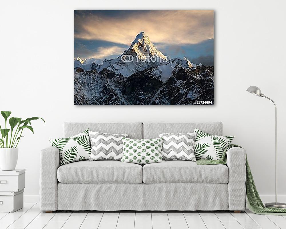 Ama Dablam az Everest Base Camp felé vezető úton - vászonkép, falikép vásárlás Ama Dablam az Everest Base Camp felé vezető úton (vászonkép) - vászonkép, falikép otthonra és irodába