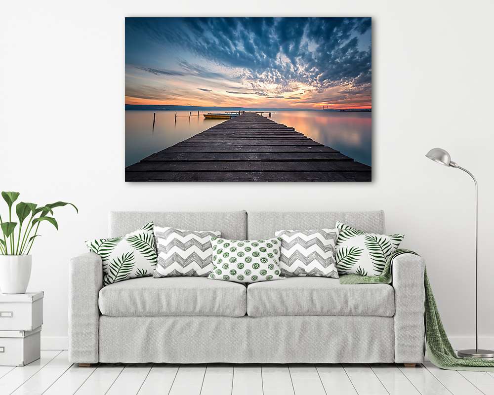 Lake sunset /
Magnificent long exposure lake sunset with boats  (fotótapéta) - vászonkép, falikép otthonra és irodába