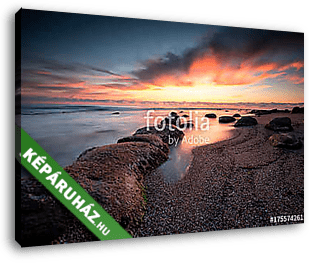 Beauty of dawn /
Magnificent sunrise view at the Black sea coas - vászonkép 3D látványterv