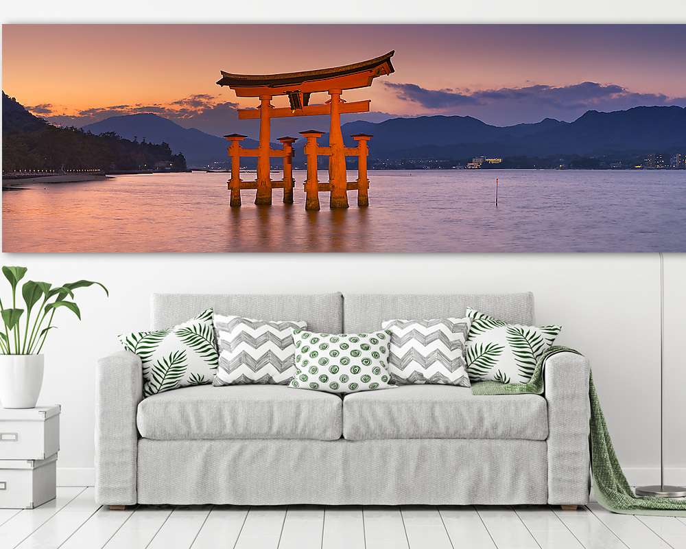 Miyajima torii kapu Hiroshimánál, Japánban, napnyugtán - vászonkép, falikép vásárlás Miyajima torii kapu Hiroshimánál, Japánban, napnyugtán (vászonkép) - vászonkép, falikép otthonra és irodába