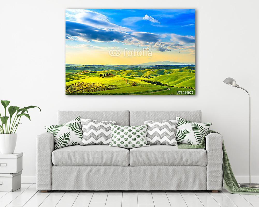 Toszkána, vidéki naplemente táj. Vidéki gazdaság, fehér út an - vászonkép, falikép vásárlás Toszkána, vidéki naplemente táj. Vidéki gazdaság, fehér út an (vászonkép) - vászonkép, falikép otthonra és irodába