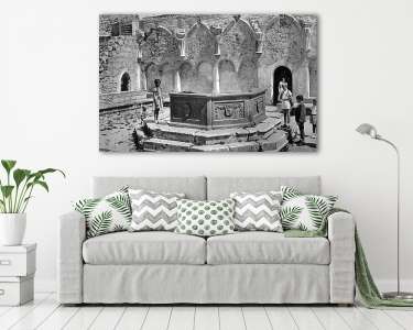 Visegrádi Királyi Palota, Herkules-kút (1950) (vászonkép) - vászonkép, falikép otthonra és irodába