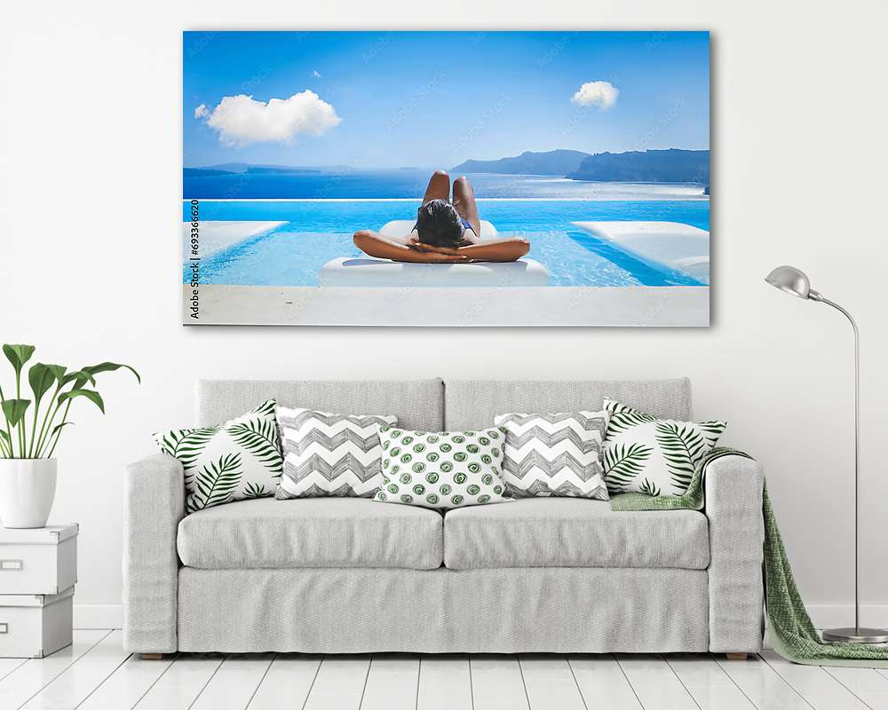 Fiatal napozó nő egy görög szigeten (vászonkép) - vászonkép, falikép otthonra és irodába