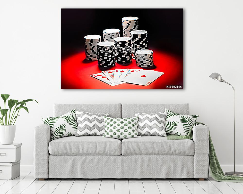 Póker, királyi flush és szerencsejáték zseton. (többrészes kép) - vászonkép, falikép otthonra és irodába