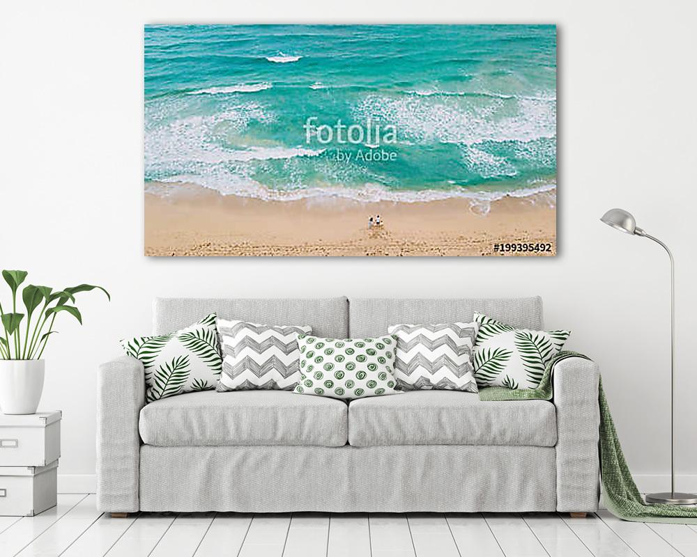 Family on the beach. Just sand and ocean (poszter) - vászonkép, falikép otthonra és irodába