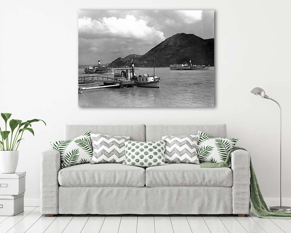 Visegrád, Nagymaros felöl fotózva (1937) - vászonkép, falikép vásárlás Visegrád, Nagymaros felöl fotózva (1937) (vászonkép) - vászonkép, falikép otthonra és irodába