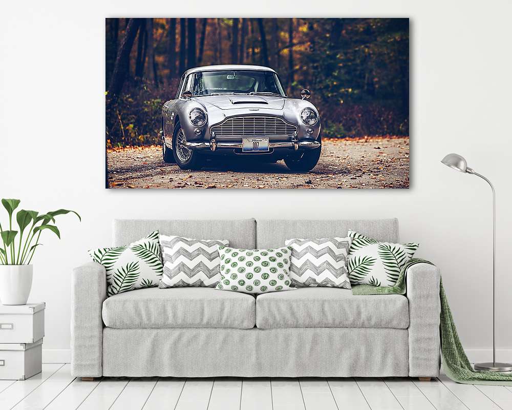 Aston Martin DB5 őszi, faleveles úton (fotótapéta) - vászonkép, falikép otthonra és irodába