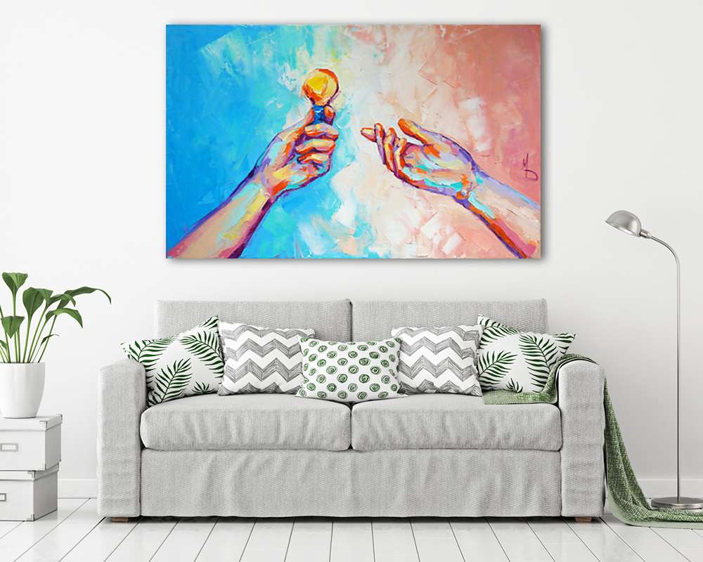Kéz lámpát tart, másik kéz felé nyúl (vászonkép) - vászonkép, falikép otthonra és irodába