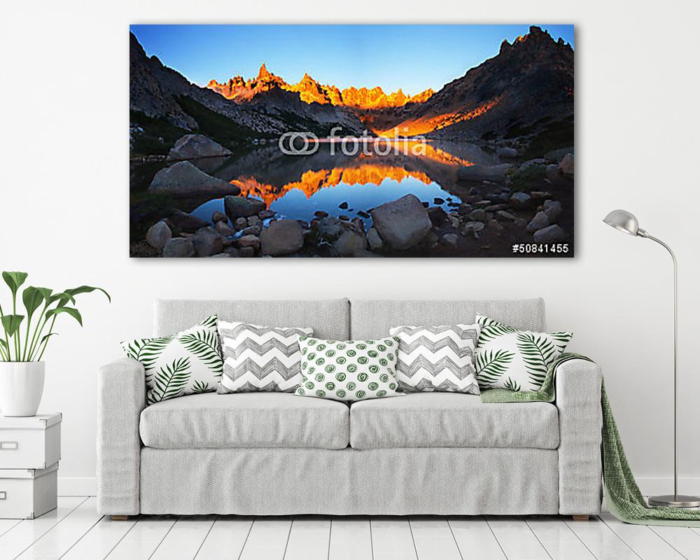 Napkelte a Tonchek lagúnában, Patagónában - vászonkép, falikép vásárlás Napkelte a Tonchek lagúnában, Patagónában (vászonkép) - vászonkép, falikép otthonra és irodába