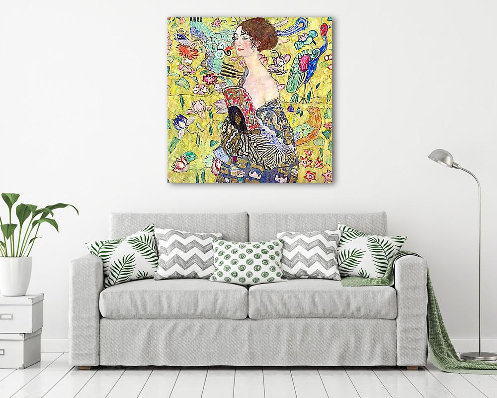 Hölgy legyezővel, 1917 - vászonkép, falikép vásárlás Hölgy legyezővel, 1917 (keretezett kép) - vászonkép, falikép otthonra és irodába