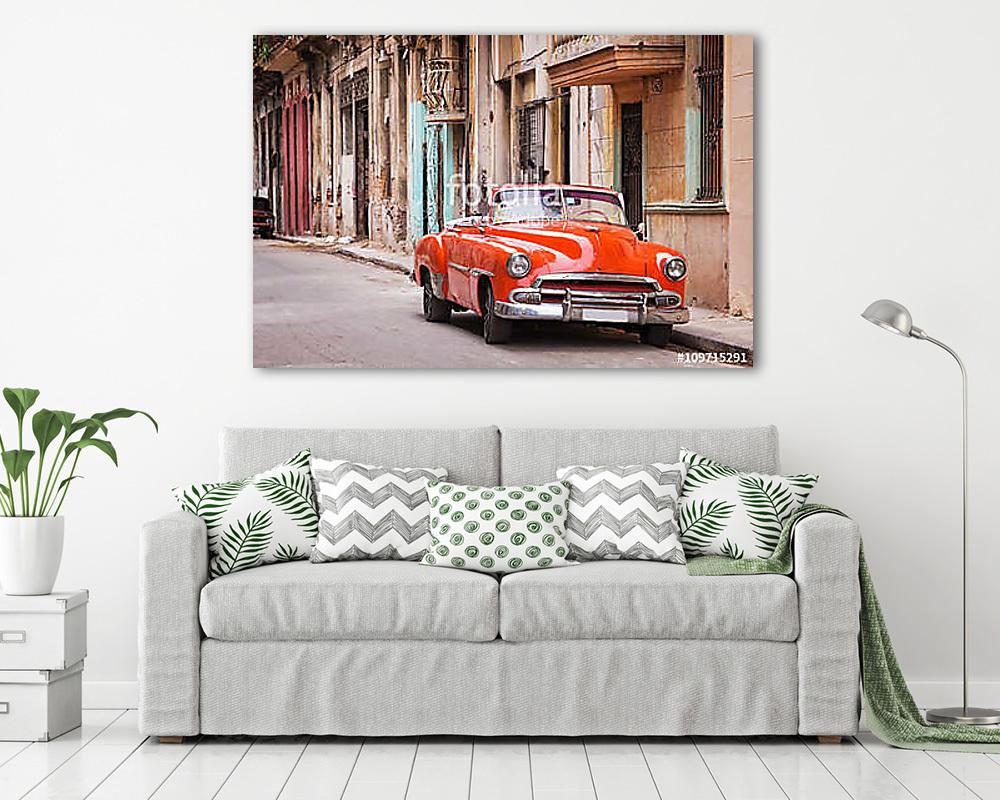 Vintage klasszikus amerikai autó egy utcán Old Havannában, Kubáb (bögre) - vászonkép, falikép otthonra és irodába