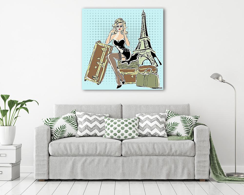 Gyönyörű pin-up nő ül a bőröndök közelében Eiffel Tower Pa - vászonkép, falikép vásárlás Gyönyörű pin-up nő ül a bőröndök közelében Eiffel Tower Pa (vászonkép) - vászonkép, falikép otthonra és irodába