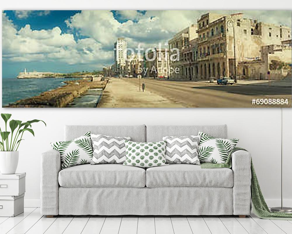 Old Havana with ancient  buildings and El Morro castle - vászonkép, falikép vásárlás Old Havana with ancient  buildings and El Morro castle (vászonkép) - vászonkép, falikép otthonra és irodába