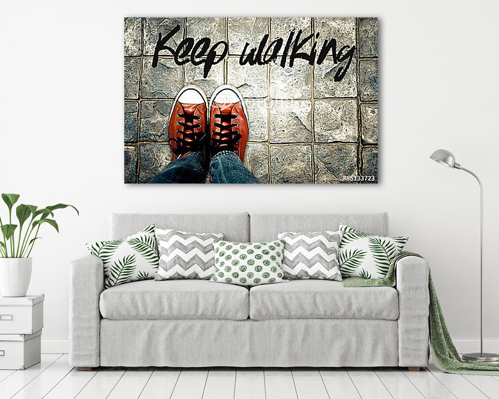 Séta, Inspiráció idézet, cipő a járdán - vászonkép, falikép vásárlás Séta, Inspiráció idézet, cipő a járdán (vászonkép) - vászonkép, falikép otthonra és irodába