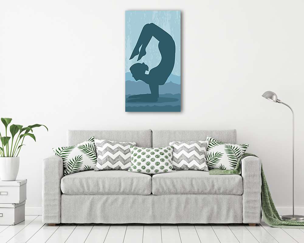 Jóga pozíció, kék háttéren (fotótapéta) - vászonkép, falikép otthonra és irodába