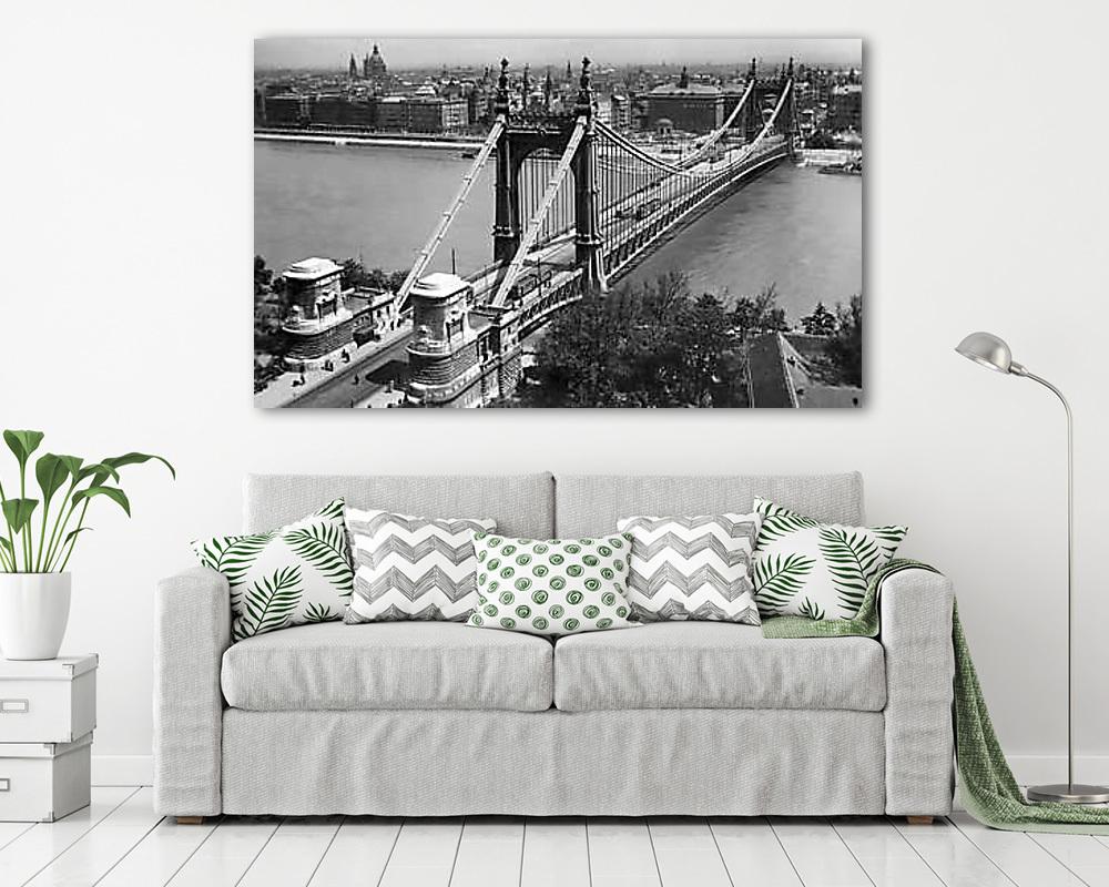 Erzsébet híd a Gellérthegyről nézve (1941) (bögre) - vászonkép, falikép otthonra és irodába